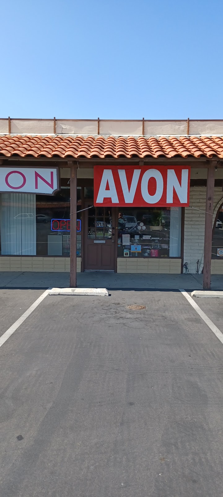 Avon Store | 12531 S Harbor Blvd #F, Garden Grove, CA 92840, USA | Phone: (714) 277-5181