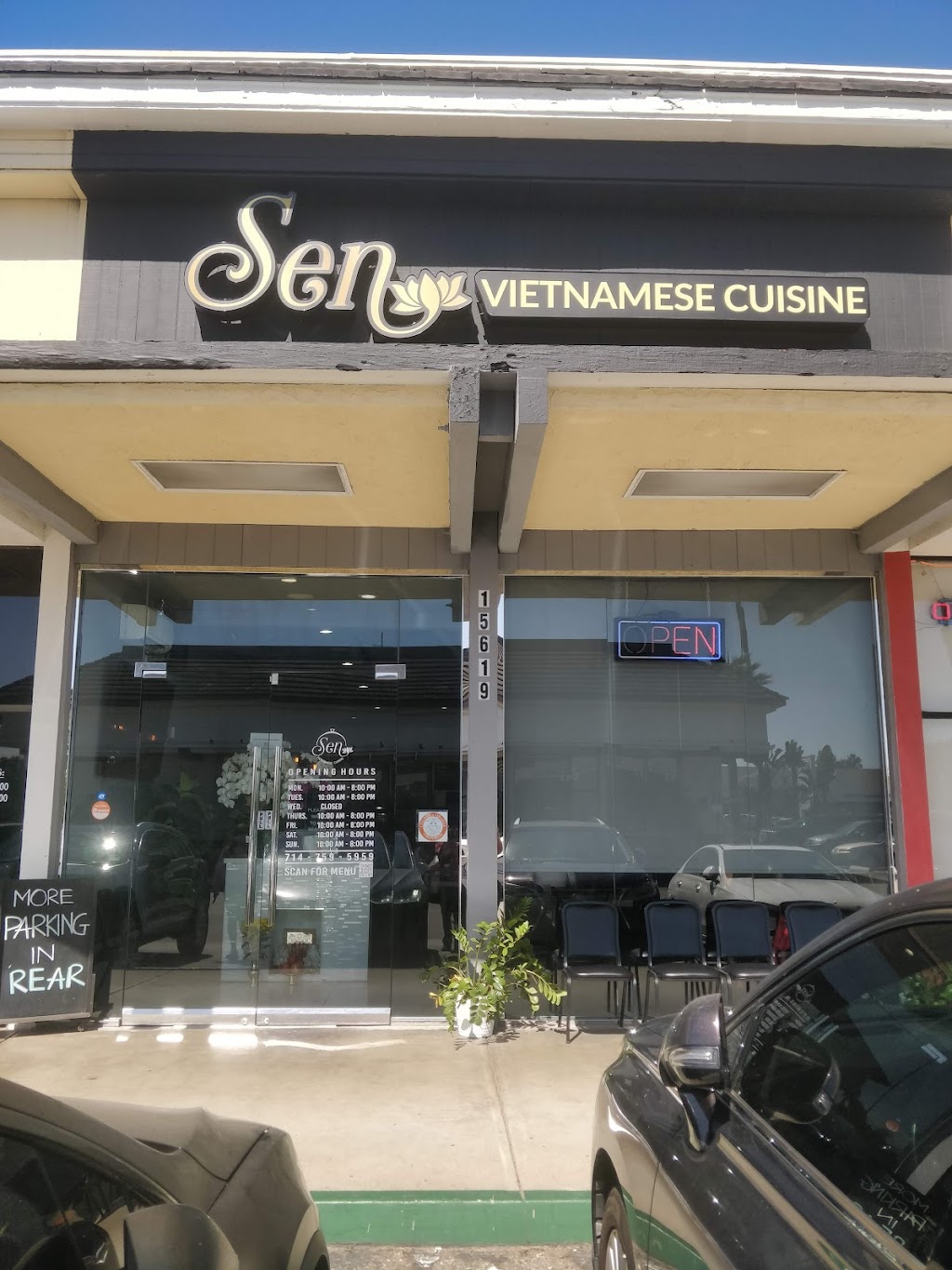 SEN Vietnamese Cuisine | 15619 Brookhurst St, Westminster, CA 92683, USA | Phone: (714) 759-5959