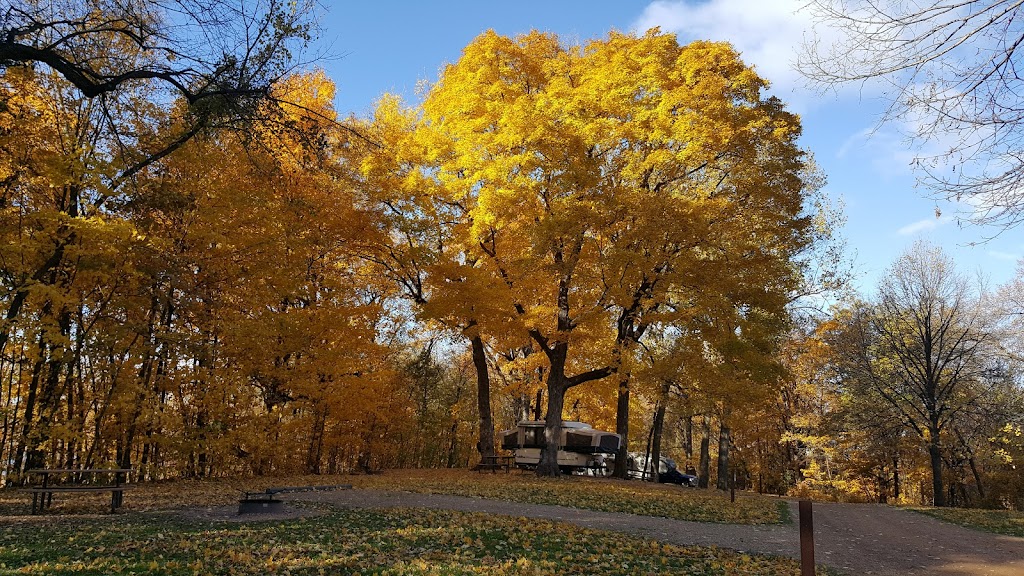 Lake Auburn Campground | 7290 Victoria Dr, Victoria, MN 55386, USA | Phone: (763) 694-1112