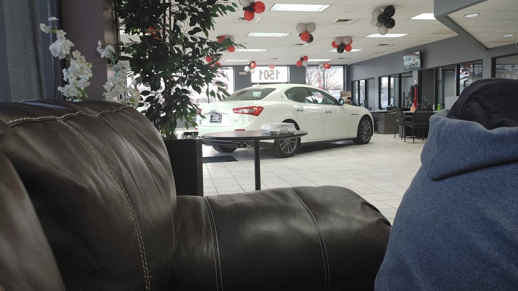 Prestige Auto Credit | 1501 Vernon Odom Blvd, Akron, OH 44320, USA | Phone: (330) 778-2277