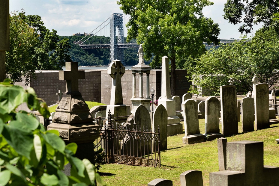 Trinity Church Cemetery and Mausoleum | 770 Riverside Dr, New York, NY 10032, USA | Phone: (212) 368-1600