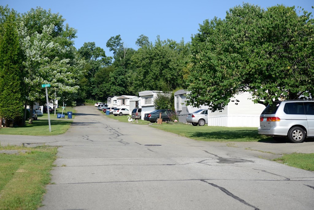 Copperstone Pointe Mobile Home Park | 160 Park Dr, La Grange, KY 40031, USA | Phone: (502) 663-3503