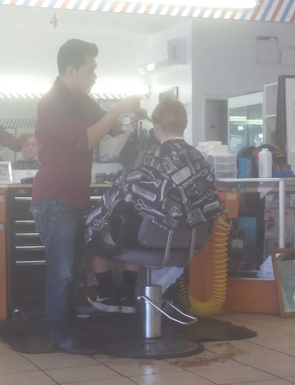 Q Barber & Nails | 11957 S Euclid St, Garden Grove, CA 92840, USA | Phone: (714) 383-7798