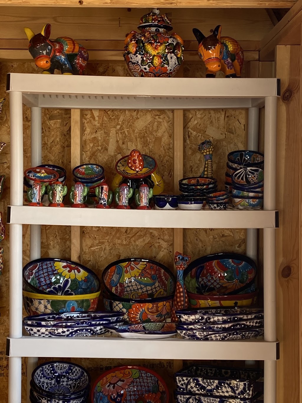 Rosa Mexicano pottery | 2525 N 16th St, Phoenix, AZ 85006, USA | Phone: (602) 872-4802