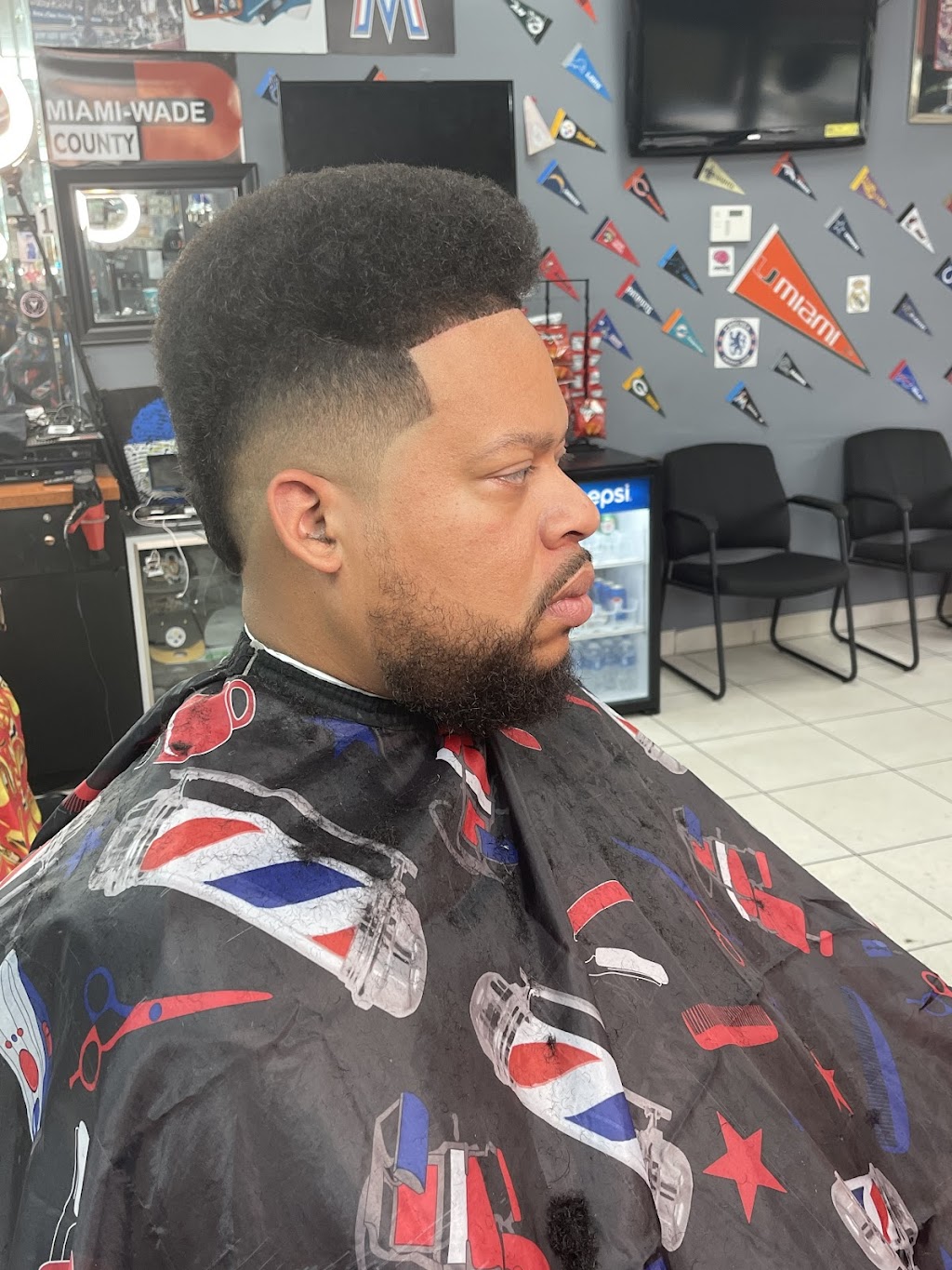 Sawgrass Kings Cuts | 11455 W Oakland Park Blvd, Sunrise, FL 33323, USA | Phone: (954) 626-0836