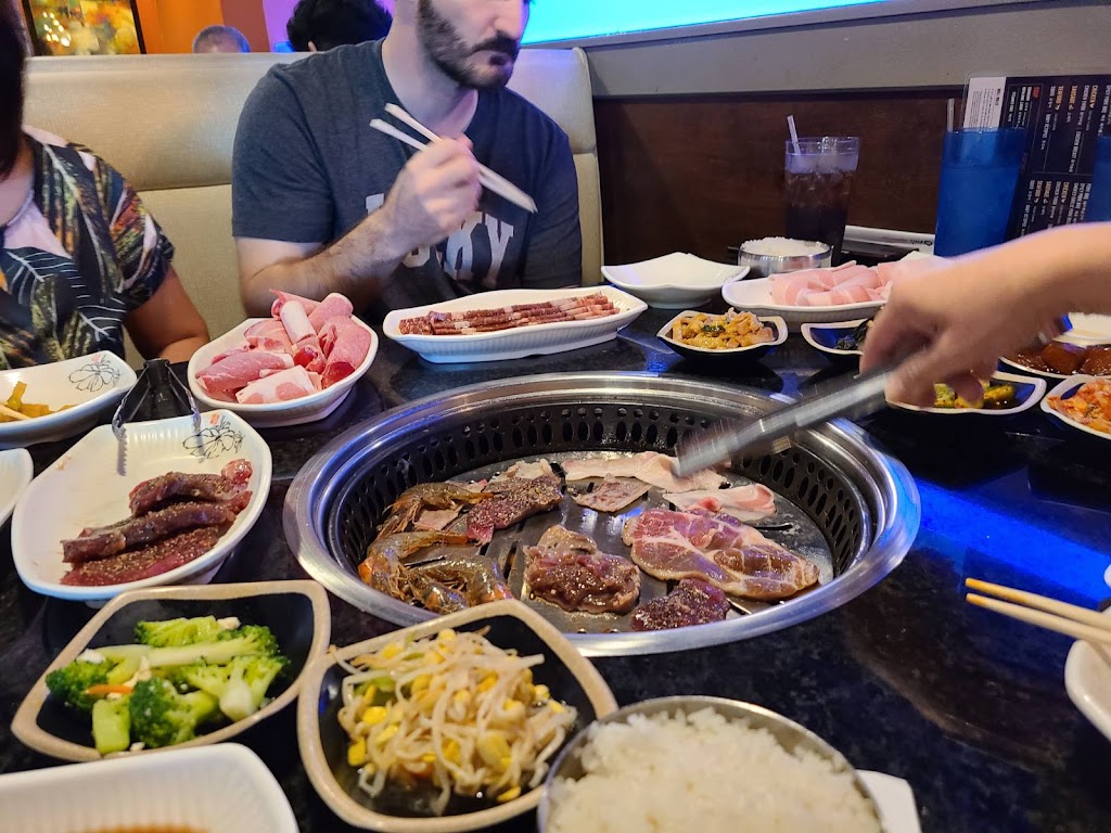 Omi Korean Grill & Bar(Arlington) | 226 Lincoln Square, Arlington, TX 76011, USA | Phone: (682) 323-8386