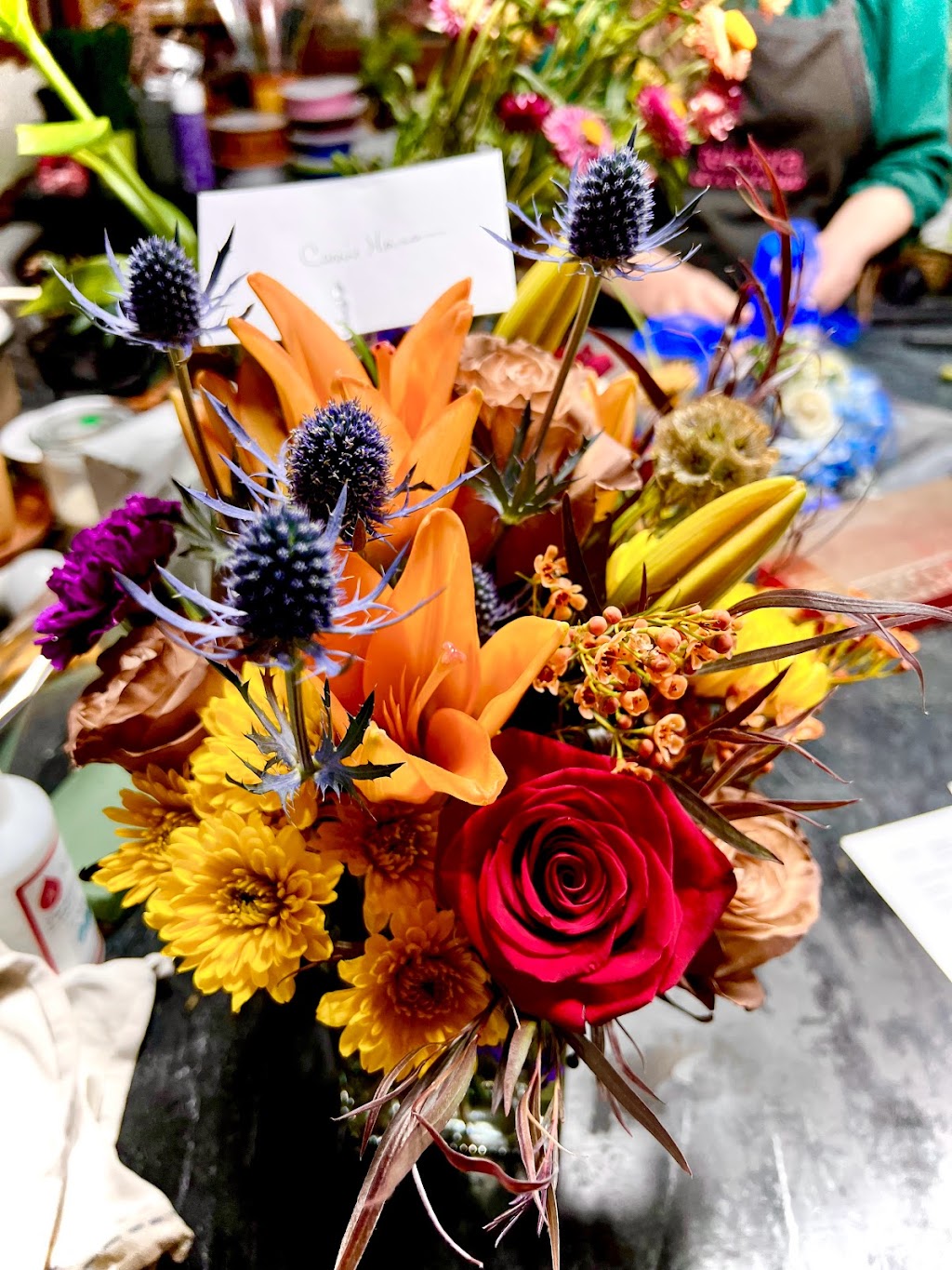 Halstead Floral at The Plaza | 224 Main St, Halstead, KS 67056, USA | Phone: (316) 835-2291