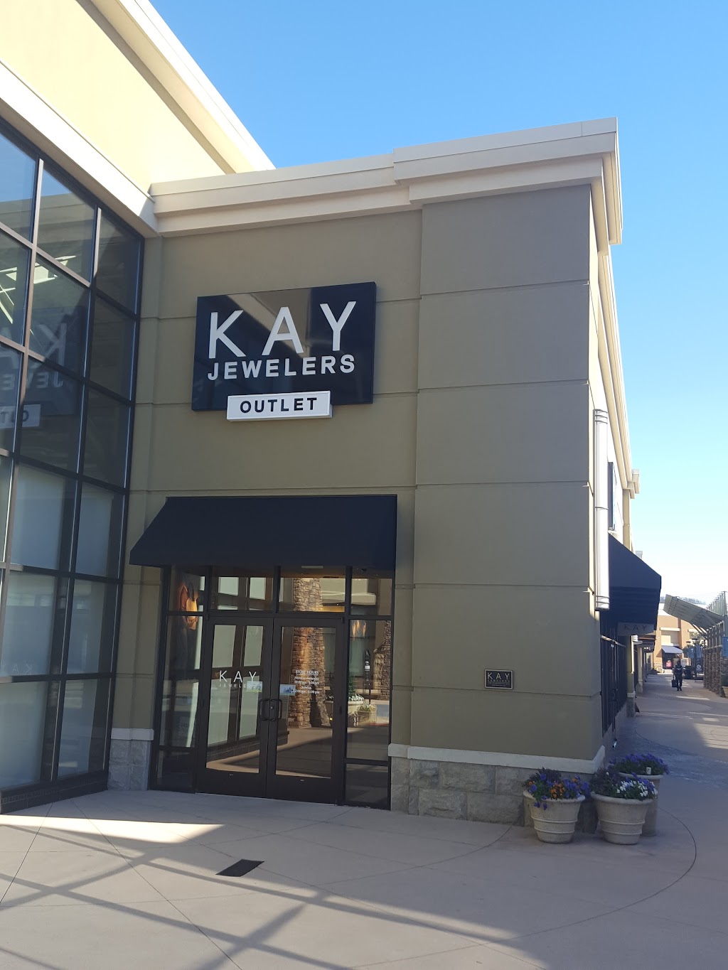 KAY Outlet | 6200 Grand River Blvd E #350, Leeds, AL 35094, USA | Phone: (205) 699-6005