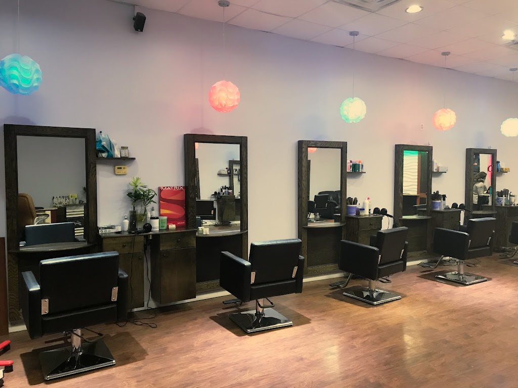 J Hollywood Salon | 401 Windsor Hwy, New Windsor, NY 12553, USA | Phone: (845) 565-0979