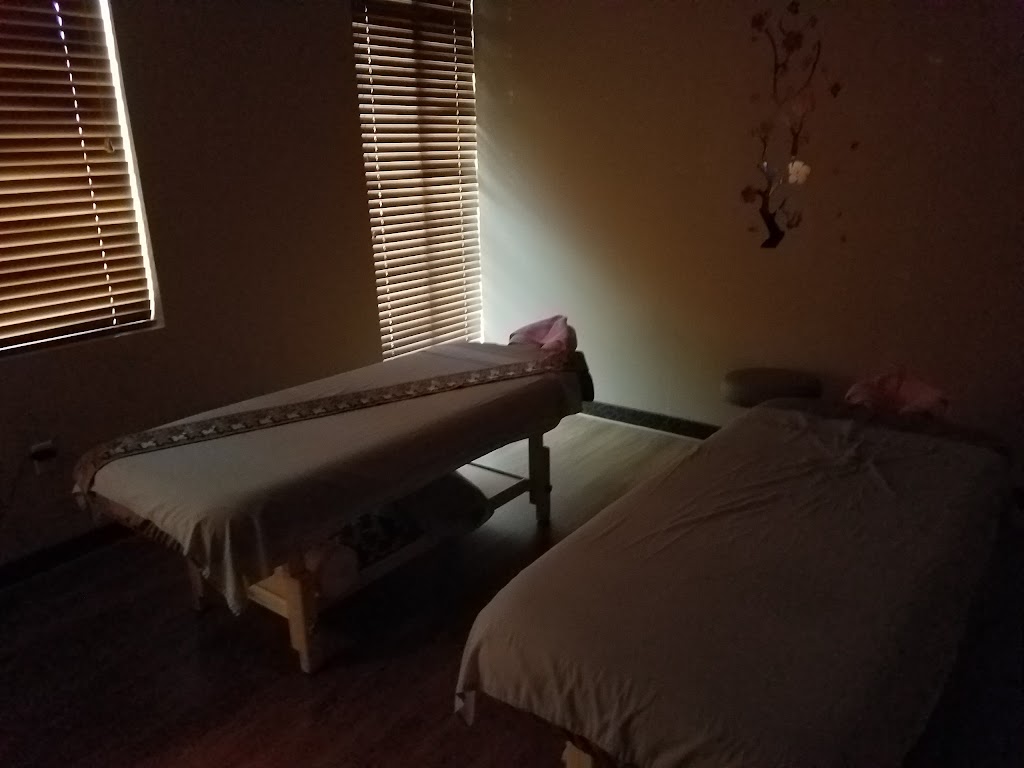 L V Asian Massage & Spa | 3345 Western Center Blvd #100, Fort Worth, TX 76137, USA | Phone: (817) 887-9556