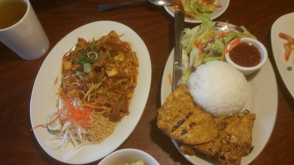 California Thai Restaurant | 3873 San Pablo Dam Rd, El Sobrante, CA 94803, USA | Phone: (510) 758-1997