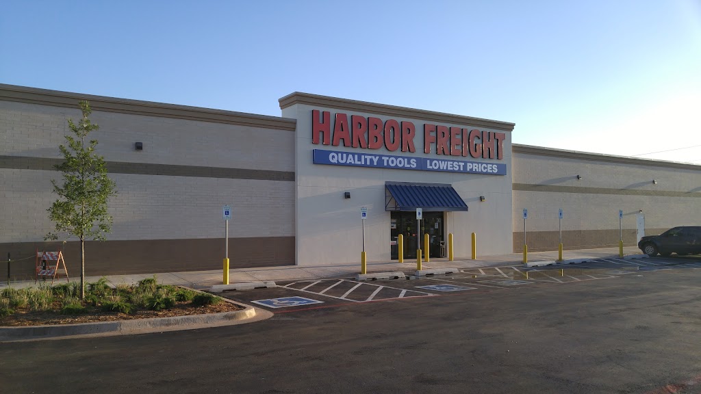 Harbor Freight Tools | 3830 S Broadway, Edmond, OK 73013, USA | Phone: (405) 359-2946