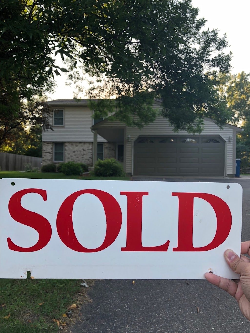 Yang Fan - Bridge Realty, LLC | 1101 E 78th St STE 300, Bloomington, MN 55420, USA | Phone: (612) 298-6057