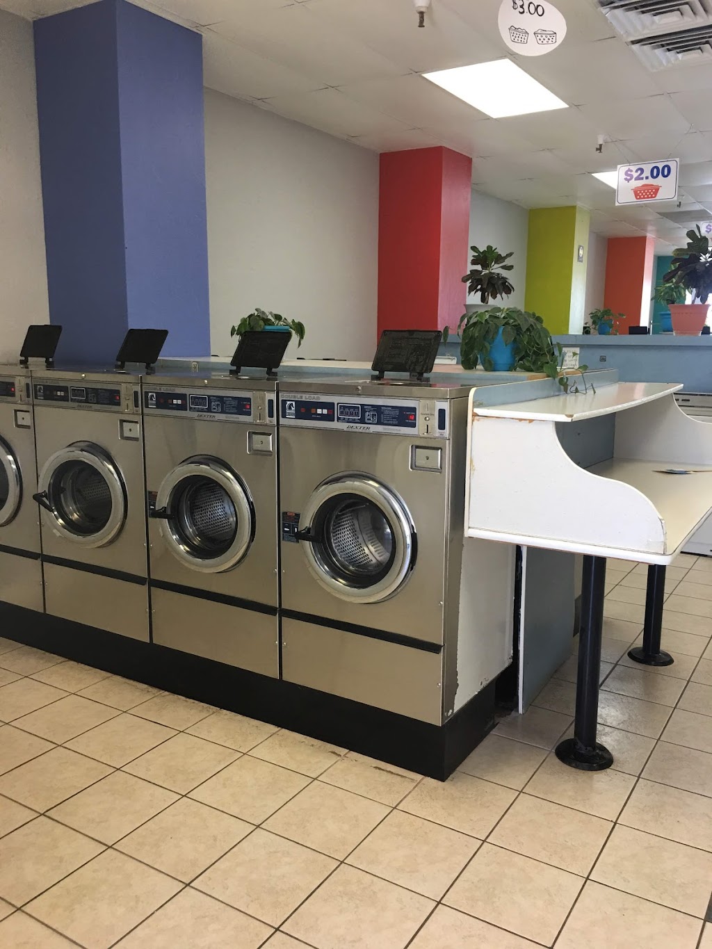 Coolidge Laundromat | 1056 N Arizona Blvd, Coolidge, AZ 85128, USA | Phone: (602) 361-3374