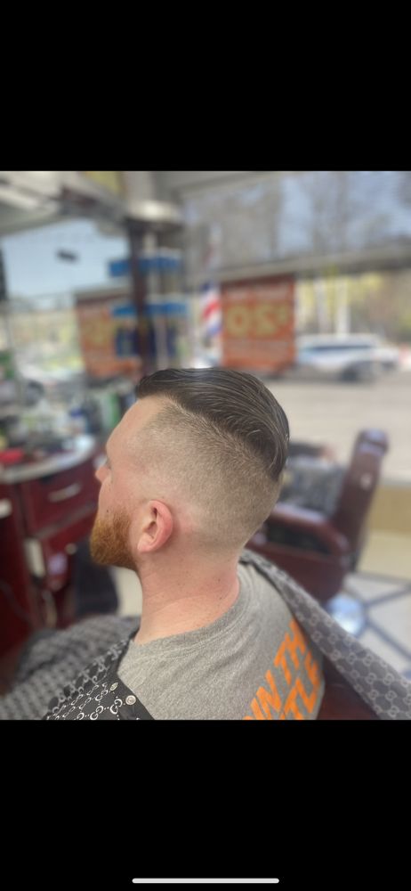 Alexs Barber Shop | 731 W Jericho Turnpike, Huntington, NY 11743, USA | Phone: (631) 659-3024