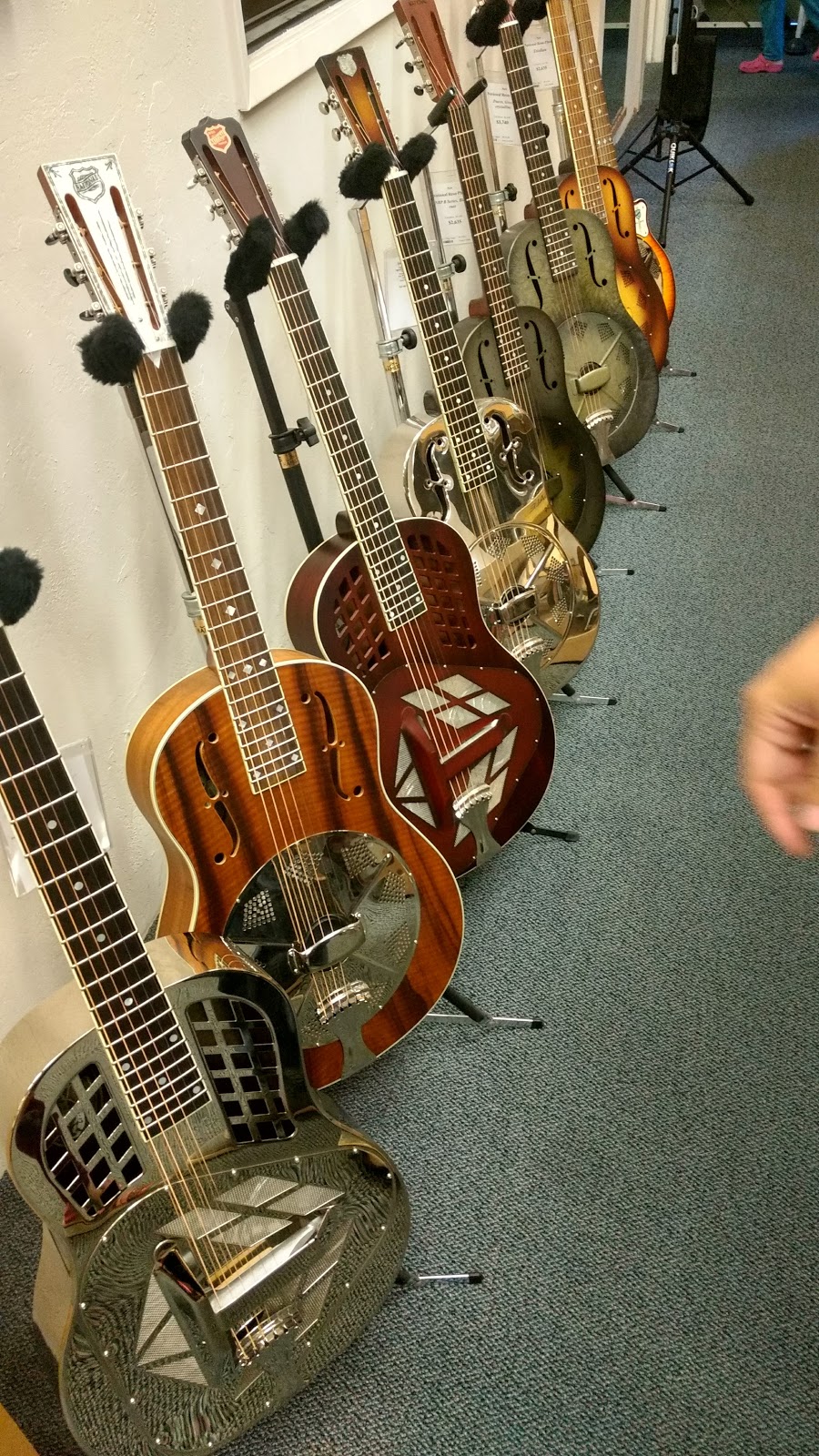 Gryphon Stringed Instruments | 211 Lambert Ave, Palo Alto, CA 94306, USA | Phone: (650) 493-2131