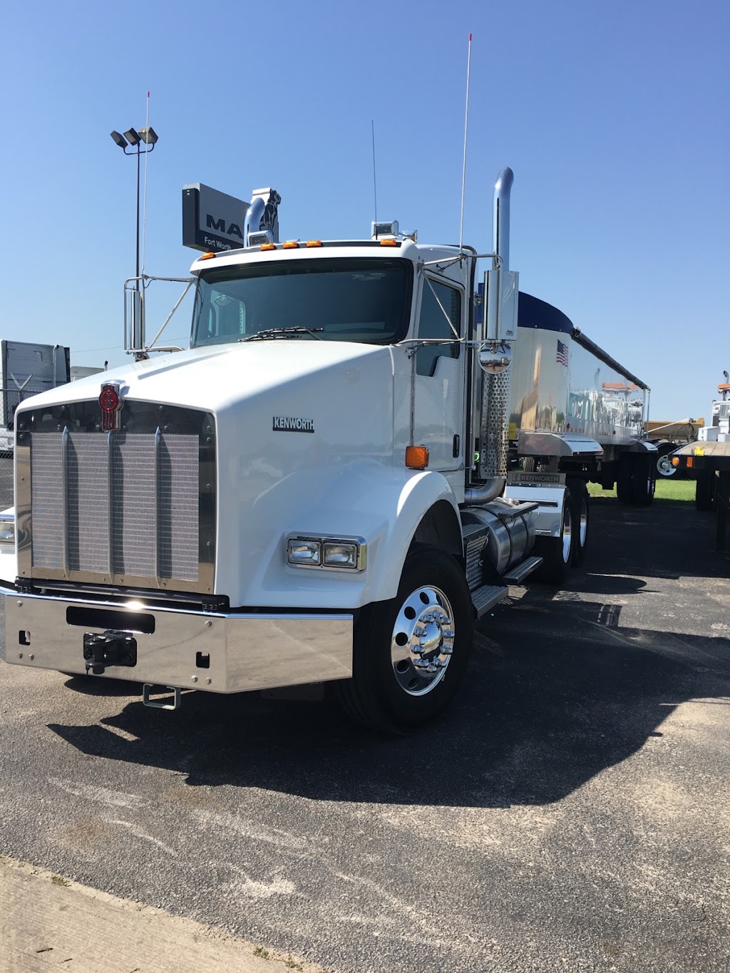 Express 3G Trucking, LLC | 11511 Newberry St, Dallas, TX 75229, USA | Phone: (469) 260-9144