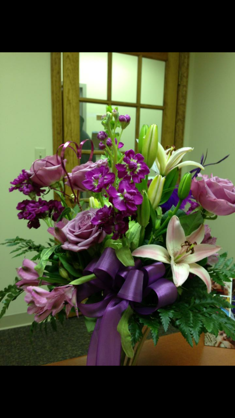 Finleyville Flower Shop | 3510 Washington Ave, Finleyville, PA 15332, USA | Phone: (724) 348-5808