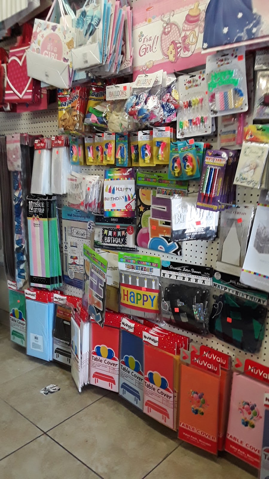 Dianas party supplies $1 y mas | 3200 City Terrace Dr, Los Angeles, CA 90063, USA | Phone: (323) 975-6908