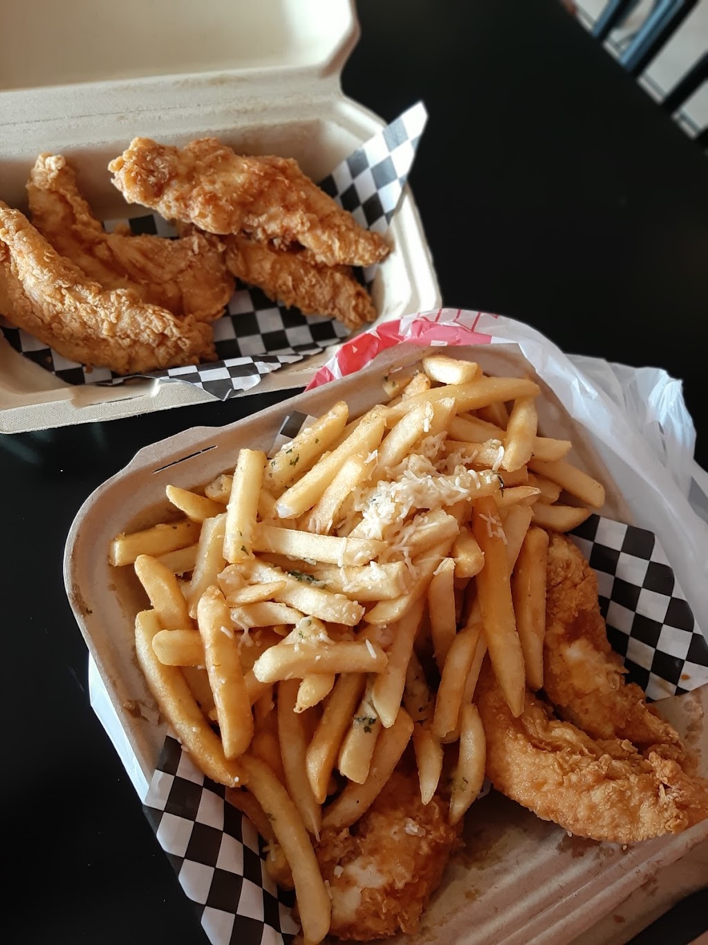 Kikis Chicken Place NORTHGATE | 2377 Northgate Blvd, Sacramento, CA 95833 | Phone: (916) 389-9764