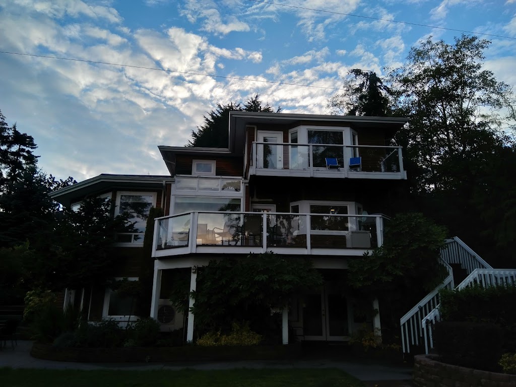 Harbor Hideaway Vacation Rental | 1424 Coachman Ct, Freeland, WA 98249, USA | Phone: (360) 969-1474