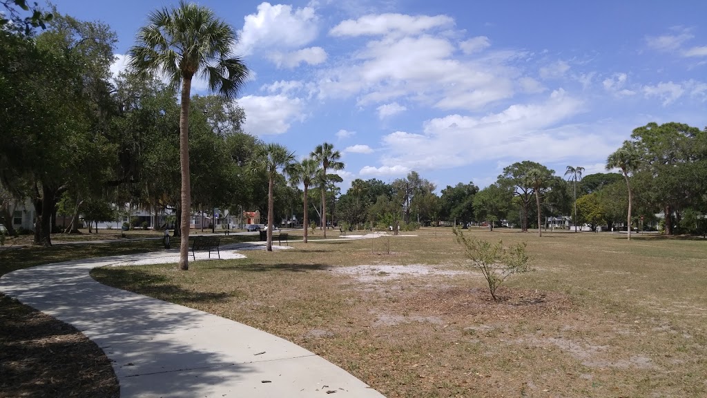 Clymer Park | 5501 27th Ave S, Gulfport, FL 33707, USA | Phone: (727) 893-1000