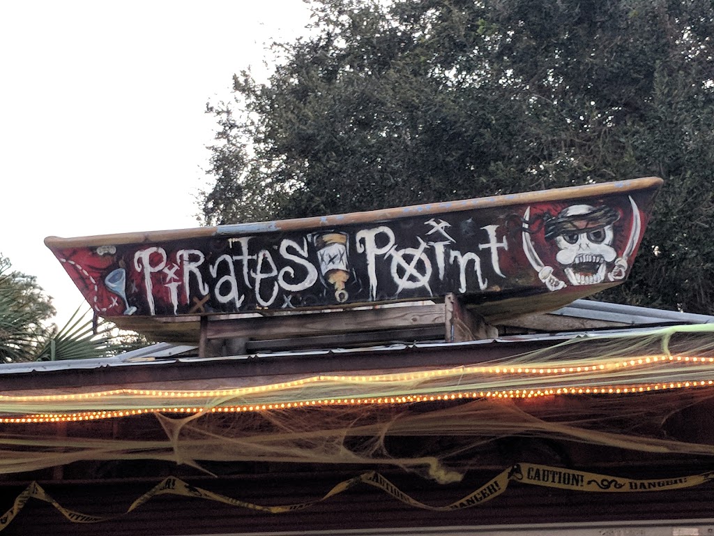 Pirates Point Bar & Grill | 1550 Point Peter Rd, St Marys, GA 31558, USA | Phone: (912) 576-1456