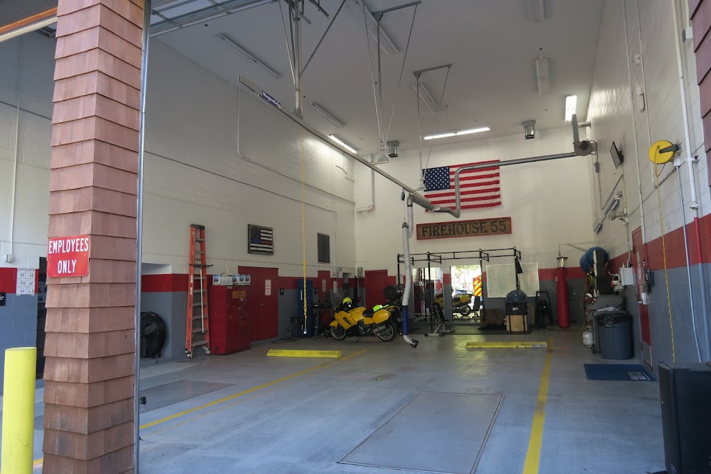 Atlantic Beach Fire Department | 850 Seminole Rd, Atlantic Beach, FL 32233, USA | Phone: (904) 247-5800