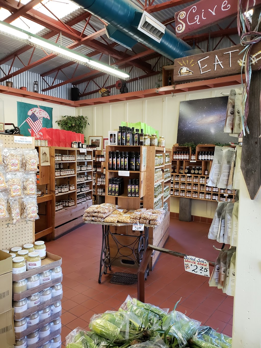 Machado Apple Barn Inc. | 100 Apple Ln, Auburn, CA 95603, USA | Phone: (530) 823-1393