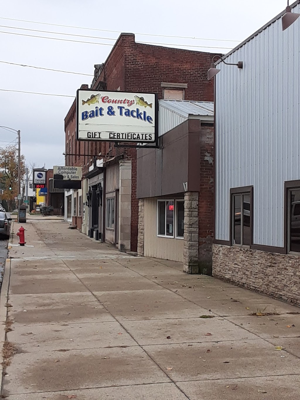 Country Bait & Tackle | 127 N Main St, Wolcottville, IN 46795, USA | Phone: (260) 854-3474