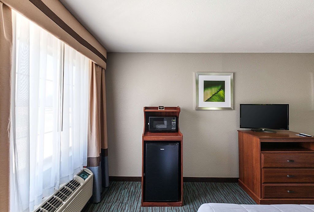 Quality Inn Mesquite - Dallas East | 923 Windbell Cir, Mesquite, TX 75149, USA | Phone: (972) 285-6300