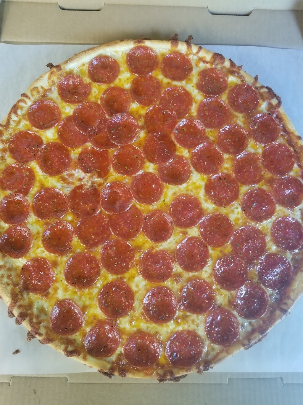 Gioninos Pizzeria | 6982 Tallmadge Rd, Rootstown, OH 44272, USA | Phone: (330) 325-1040
