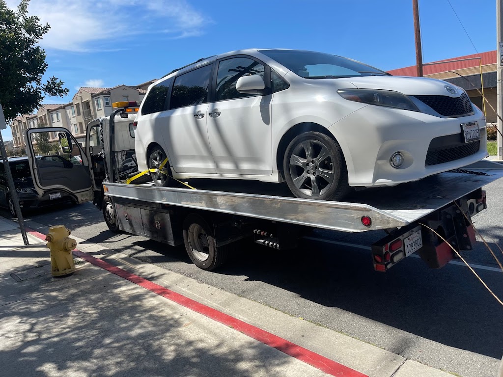 Mondragon Towing | 10832 Kyle St unit A, Los Alamitos, CA 90720, USA | Phone: (562) 474-9538