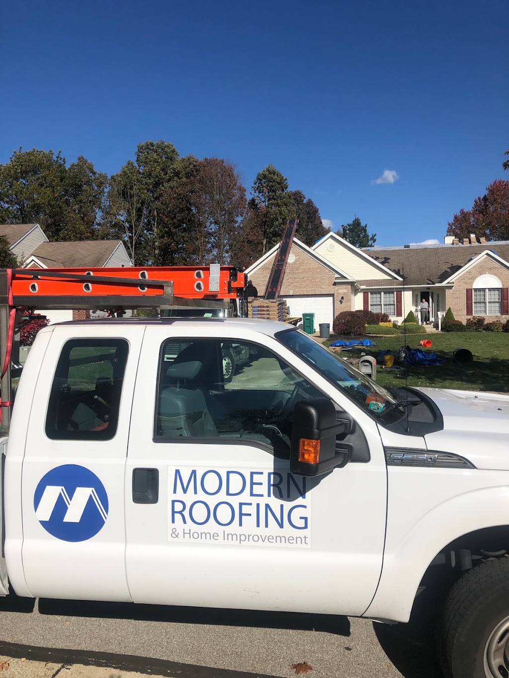 Modern Roofing and Home improvement | 6780 Parkgate Oval, Seven Hills, OH 44131, USA | Phone: (216) 394-7663