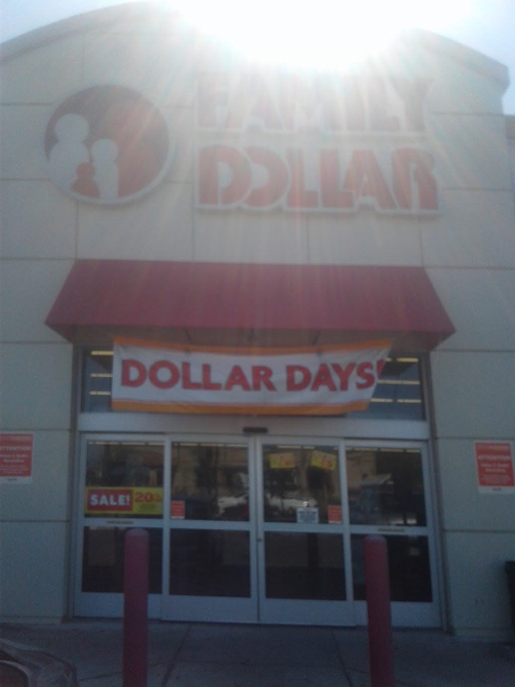 Family Dollar | 1802 S Zarzamora St, San Antonio, TX 78207, USA | Phone: (210) 507-1001