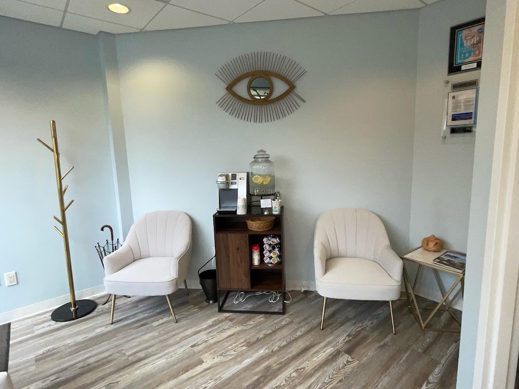 Ardsley Dental Spa: Hinna Chaudhry, DMD | 1053 Saw Mill River Rd Suite 107, Ardsley, NY 10502, USA | Phone: (914) 236-1617