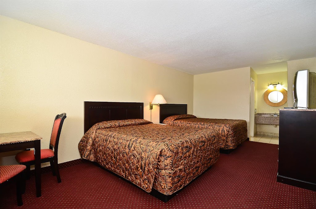 Americas Best Value Inn Refugio | 920 Victoria Hwy, Refugio, TX 78377, USA | Phone: (361) 526-5351