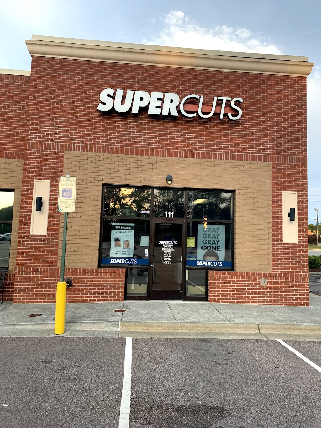 Supercuts | 2071 W Millbrook Rd Ste 111, Raleigh, NC 27612, USA | Phone: (919) 803-2456