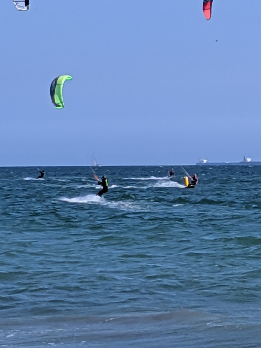 Off The Hook Kiteboarding | 81 Claremont Pl, Long Beach, CA 90803, USA | Phone: (562) 248-6996