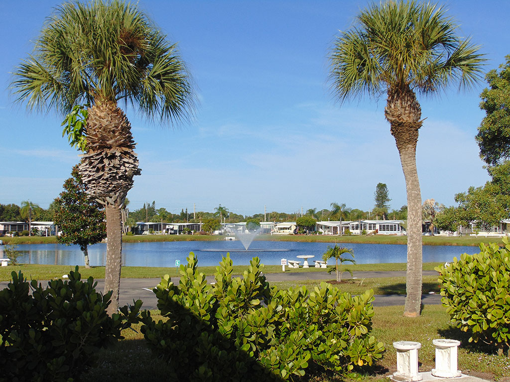 Spanish Lakes Mobile Home Park | 1340 N Tamiami Trail, Nokomis, FL 34275, USA | Phone: (941) 488-1636