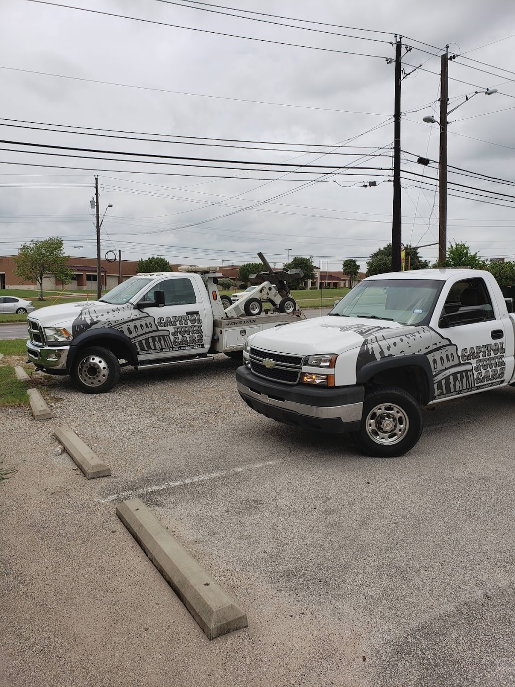 Capitol Junk Car Buyer of Austin | 3005 E Hwy 71, Del Valle, TX 78617 | Phone: (512) 662-2273