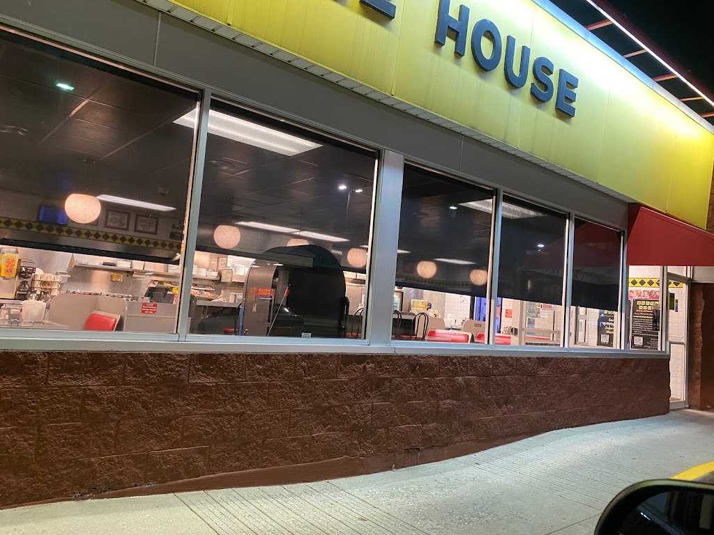 Waffle House | 613 Jupiter Rd, Plano, TX 75074, USA | Phone: (972) 633-0234