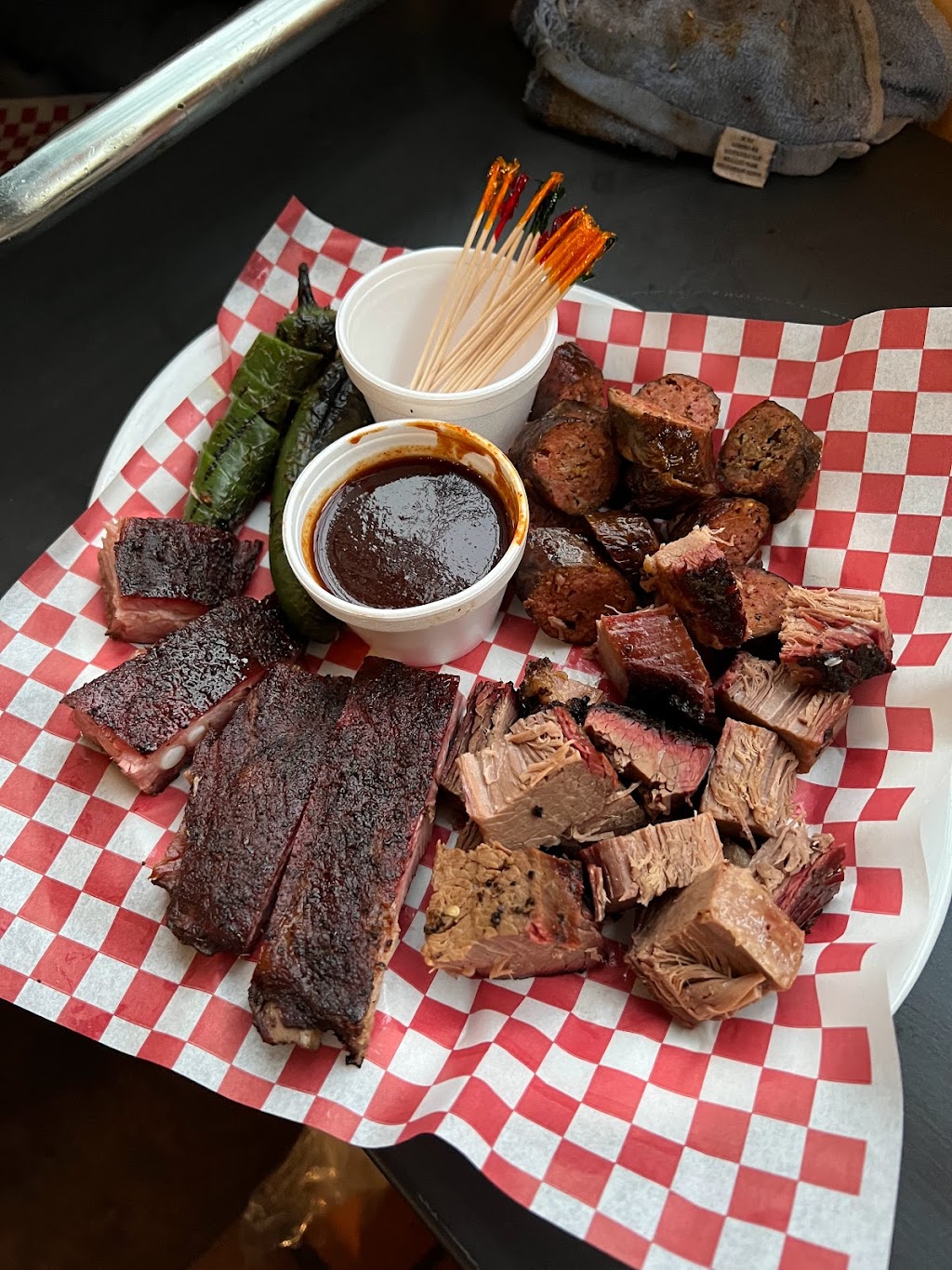 Tommys BBQ Company | 1414 Harbour Way S Ste 4000, Richmond, CA 94804, USA | Phone: (510) 860-7894
