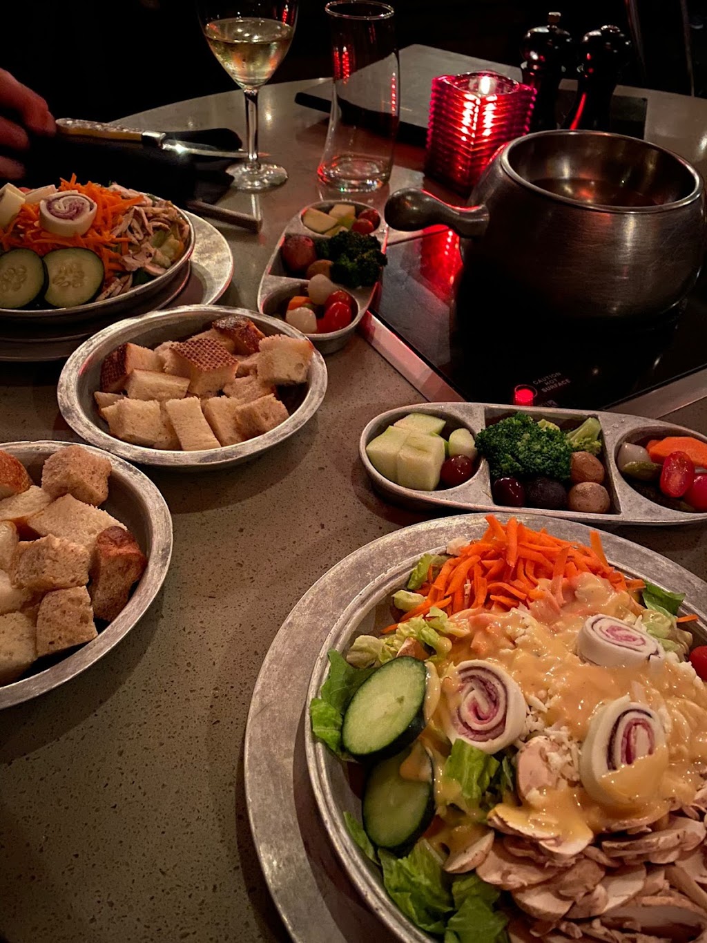 La Fondue | 14550 Big Basin Way, Saratoga, CA 95070, USA | Phone: (408) 886-4208
