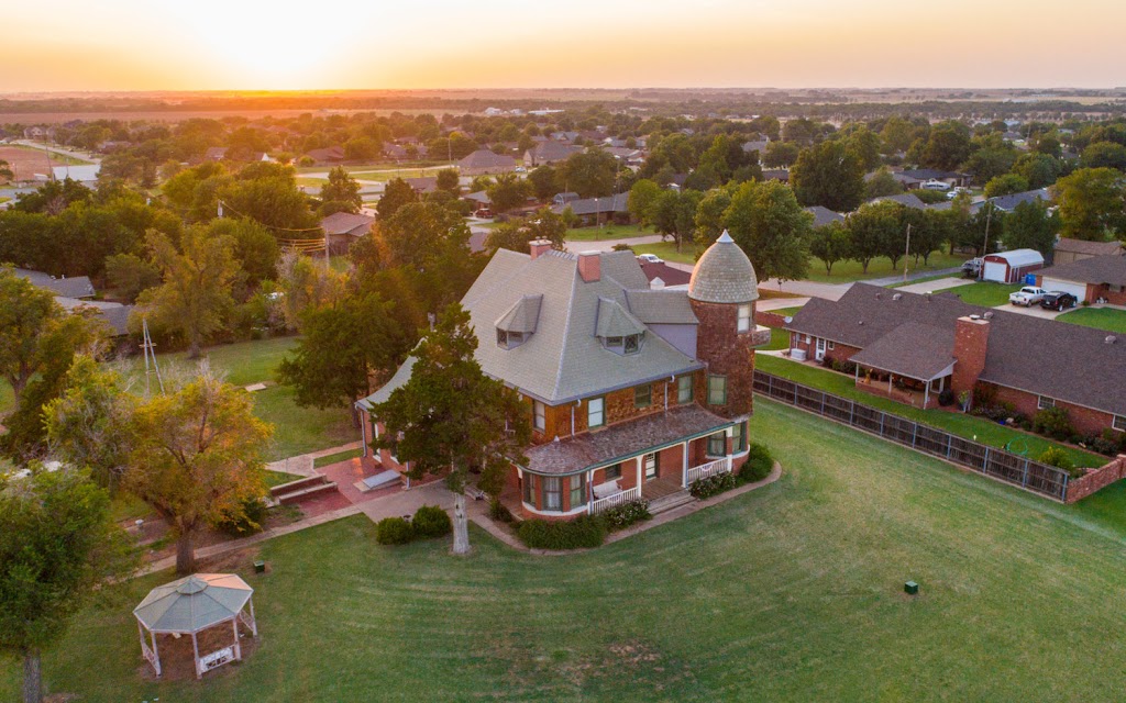 Governor A.J. Seay Mansion | 605 Zellers Ave, Kingfisher, OK 73750, USA | Phone: (405) 375-5176