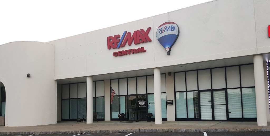 RE/MAX Central | 520 US-9, Manalapan Township, NJ 07726, USA | Phone: (732) 972-1000