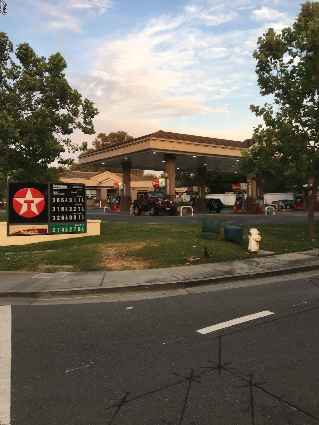 Texaco | 3500 Camino Tassajara, Danville, CA 94506, USA | Phone: (925) 648-2555