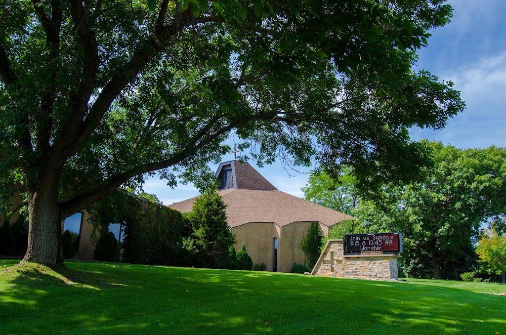 Cross View Lutheran Church | 6645 McCauley Trail W, Edina, MN 55439, USA | Phone: (952) 941-1094