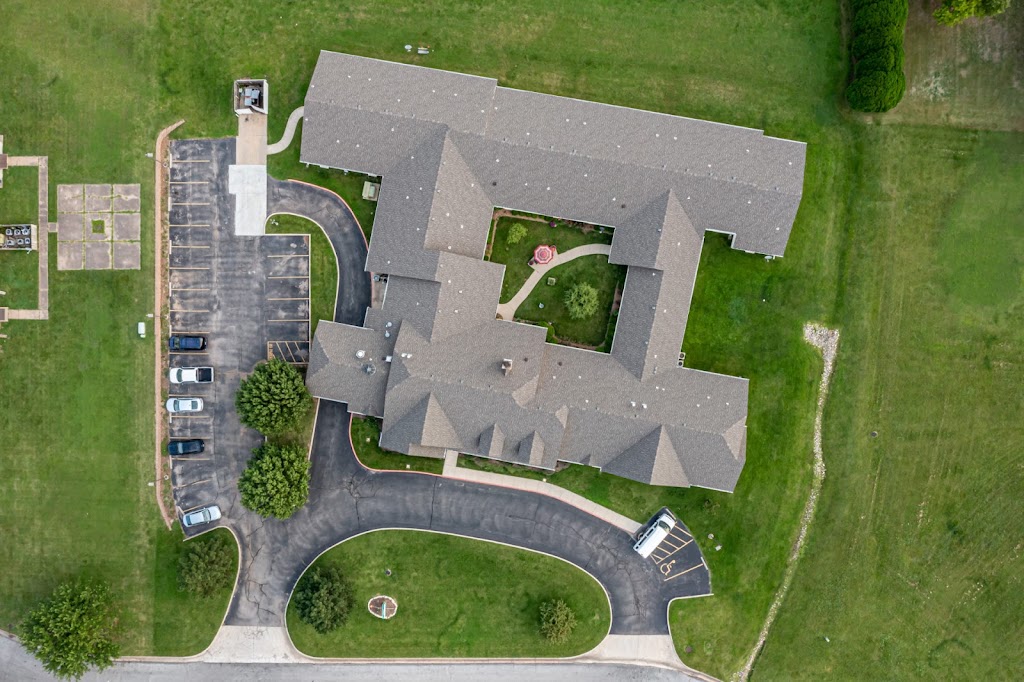 Alderbrook Village 402 E Windsor Rd, Arkansas City, KS 67005, USA BusinessYab