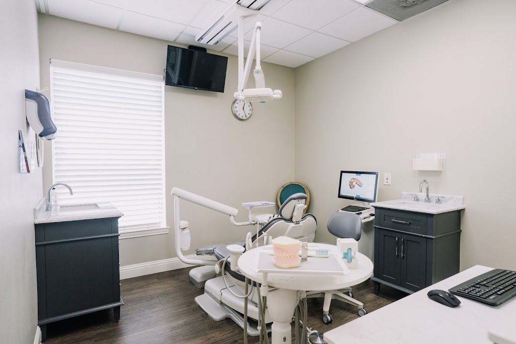 Fossil Creek Family Dentistry | 6300 N Beach St, Haltom City, TX 76137, USA | Phone: (817) 765-5598